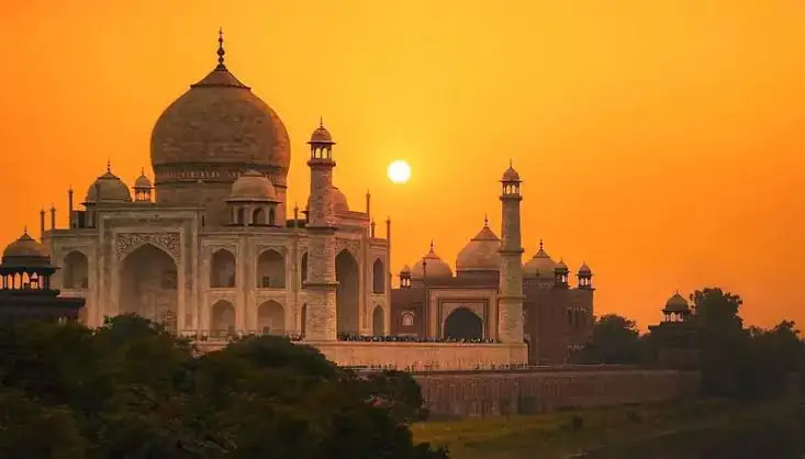 Sunrise Taj Mahal Tour